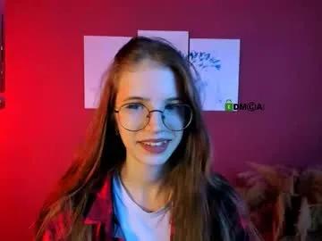 lulu_fly_ — GOAL: my first goal [98 tokens remaining] Welcome to my room! #glasses #sph #nonude #mistress #c2c