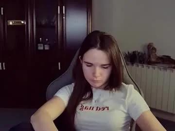 maybloom_ — GOAL: Eyes closeup [73 tokens remaining] Hi #longhair #brunette #shy #nonude #new