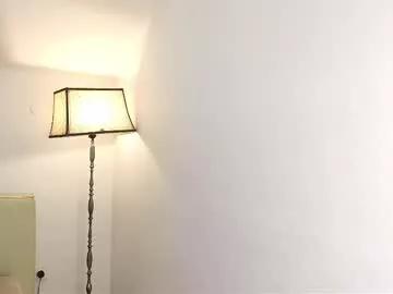 Freechat medea_allure on Chaturbate