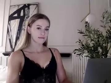 mistressuniverse — starve for me <3 #findom #sph #latex #cuckold #humiliation #pantyhose