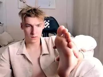 mrsexycum4u — GOAL: CUM SHOW! [999 tokens remaining] HOT FEET AND BIG CUMS!  #lovense #young #twink #uncut #cumshow