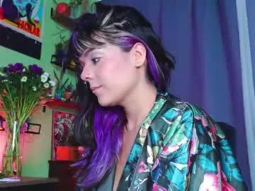 Freechat naughty_em_17 on Chaturbate