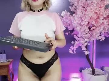 Freechat navier__ on Chaturbate