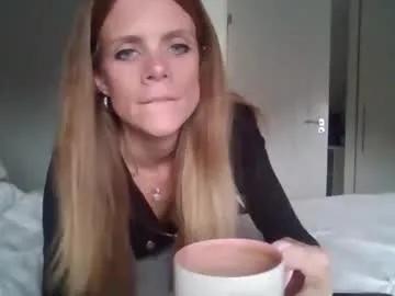 Freechat nudgemanalice69 on Chaturbate