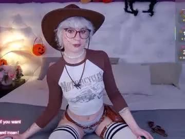 Freechat obedientt_ on Chaturbate