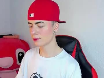 prince_adreww — GOAL: make me happy + cum [3475 tokens remaining] Welcome to my room! #feet #new #femboy #twink #18