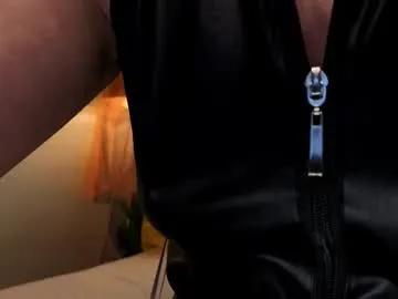 pussyonluck on Chaturbate 