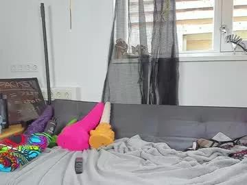 siswet19 on Chaturbate 