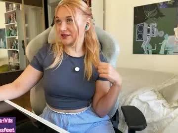 Freechat strupedsunicorns on Chaturbate