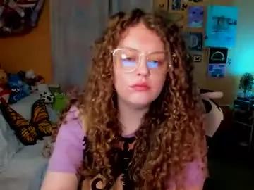 Freechat strwbby on Chaturbate