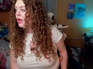 Freechat strwbby on Chaturbate