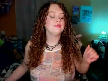 Freechat strwbby on Chaturbate