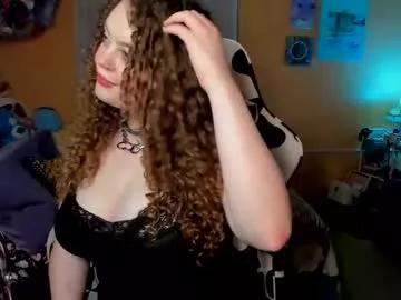 Freechat strwbby on Chaturbate