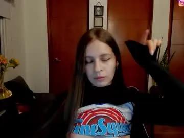 temptressweet — cum on tits (cream) and moan   #petite #braces #ass #lovense [212 tokens remaining]