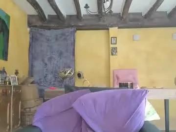 vampwoman — cum show [567 tokens remaining]