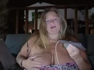 Freechat vampwoman on Chaturbate