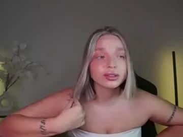 Freechat viollasinzz on Chaturbate