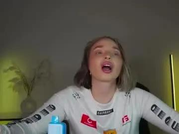 Freechat viollasinzz on Chaturbate