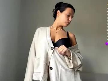 Freechat wildahankin on Chaturbate