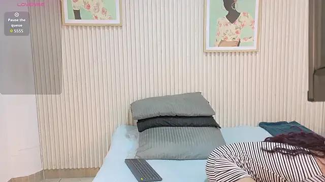 Abrilmirren — spank ass