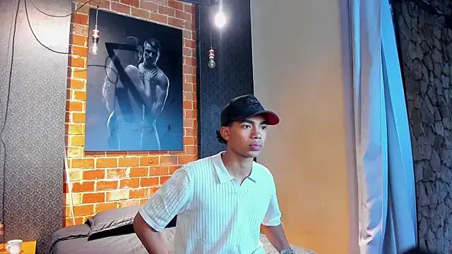 AlanCutee on StripChat 