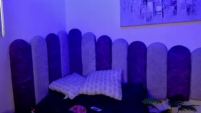 anais_tgn — both naked w oil