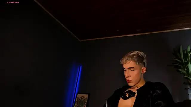 Freechat Angel_Snowhotxxx on StripChat