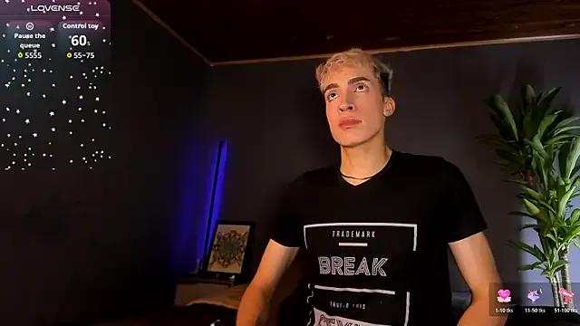 Freechat Angel_Snowhotxxx on StripChat