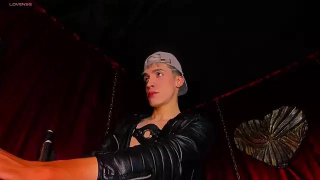 Freechat Angel_Snowhotxxx on StripChat