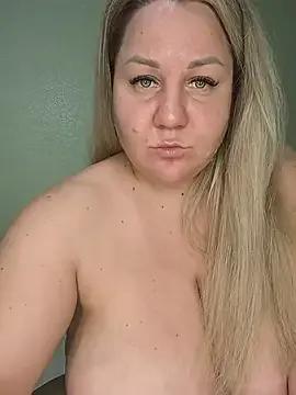 Freechat AnnaCurvy on StripChat