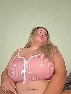 Freechat AnnaCurvy on StripChat