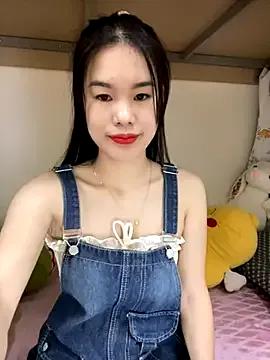 Baby-ladytits2025 on StripChat 