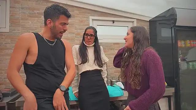 Freechat barfantasy on StripChat