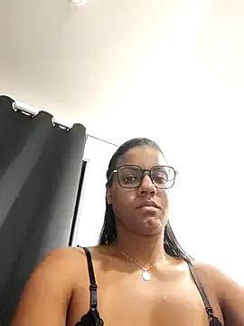 Bella_Anjoss on StripChat 