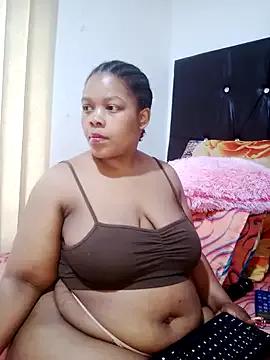 BigbootyNickyx on StripChat 