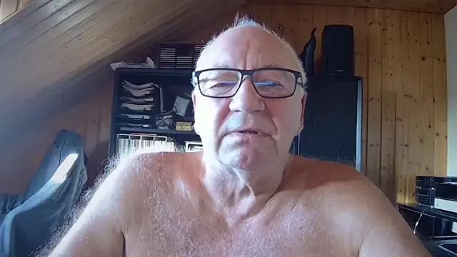 biggandybig on StripChat 