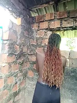 Black_juicy24 — Squirt for daddy