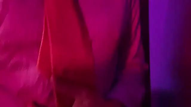 StripChat BushBator is Freechat BushBator — Get naked and fuck toy