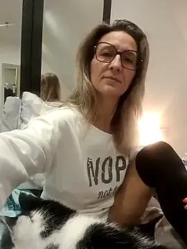 Freechat dancing_sexy_doll on StripChat