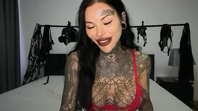 Freechat darkinkedbabe on StripChat