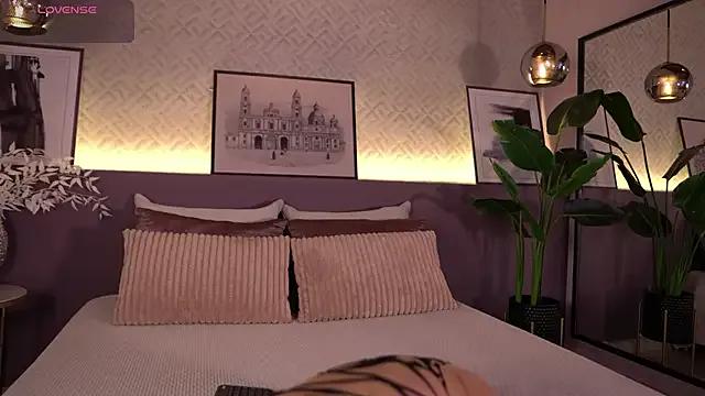 ElleDiane — Boobsjob and ahegao