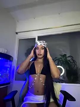Emaa- on StripChat 