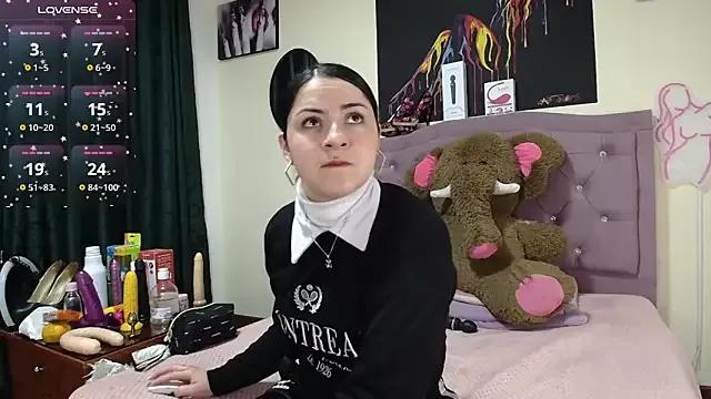 Emmie_Hot on StripChat 