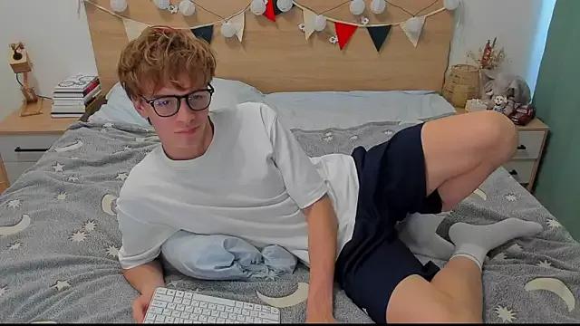 Private Fandi_777 on StripChat