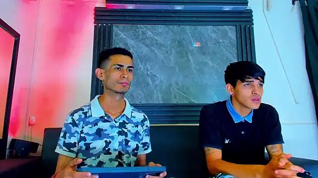 Freechat Golldens_Dreamss on StripChat