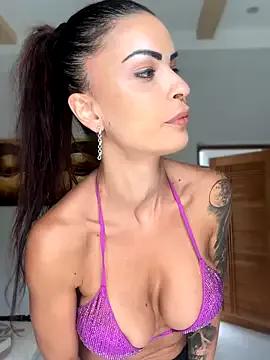 Freechat Helena_Karel on StripChat