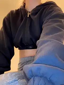 Holly-Glamour on StripChat 