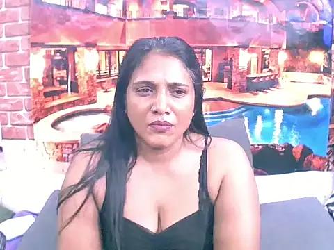 IndianSexyLady4u on StripChat 