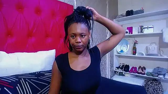 Freechat ItsMsBankss02 on StripChat