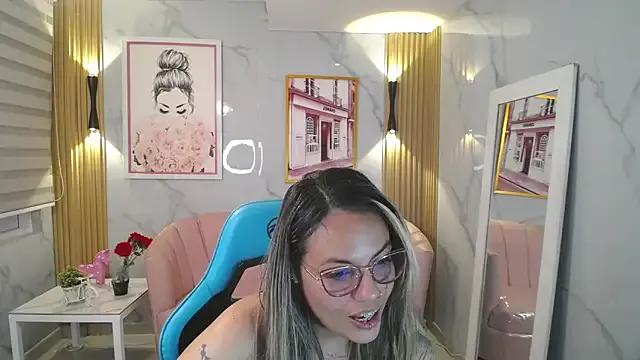 Freechat Jade_Jones_a on StripChat